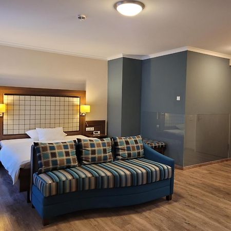 Hotel Number One Вайдхаус Экстерьер фото